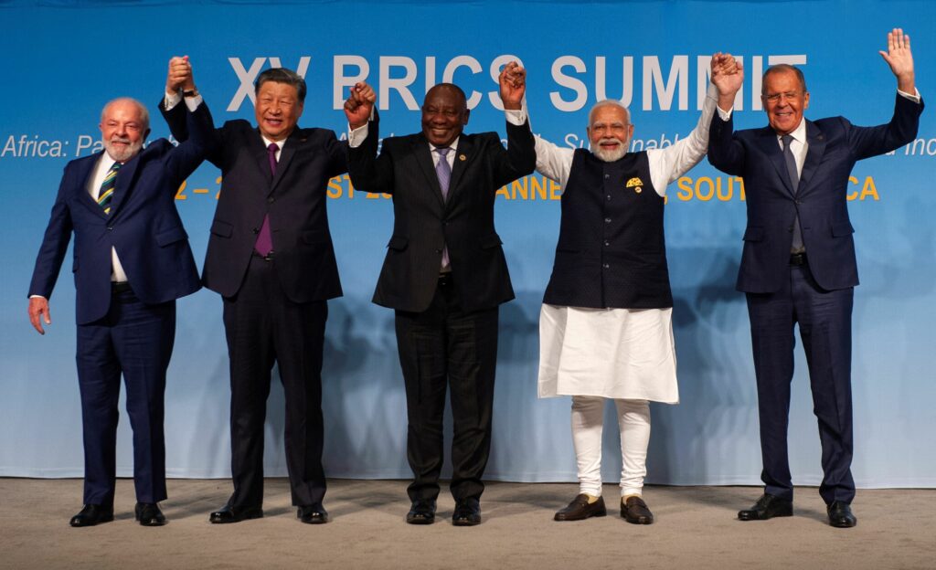 Daniel Ortega toca la puerta de los BRICS