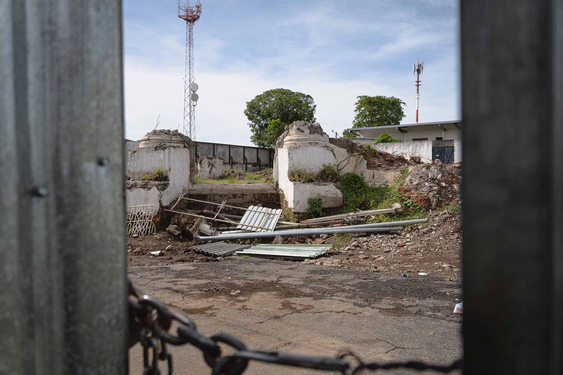 Los ganadores de las obras municipales de Bukele: funcionarios, afiliados a Nuevas Ideas, empresas sin experiencia y sancionadas