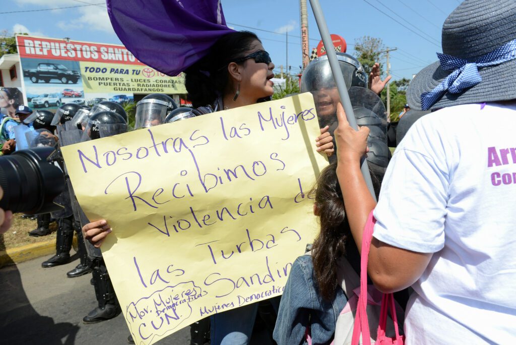 Régimen orteguista evade responder sobre políticas de protección para niñas y mujeres