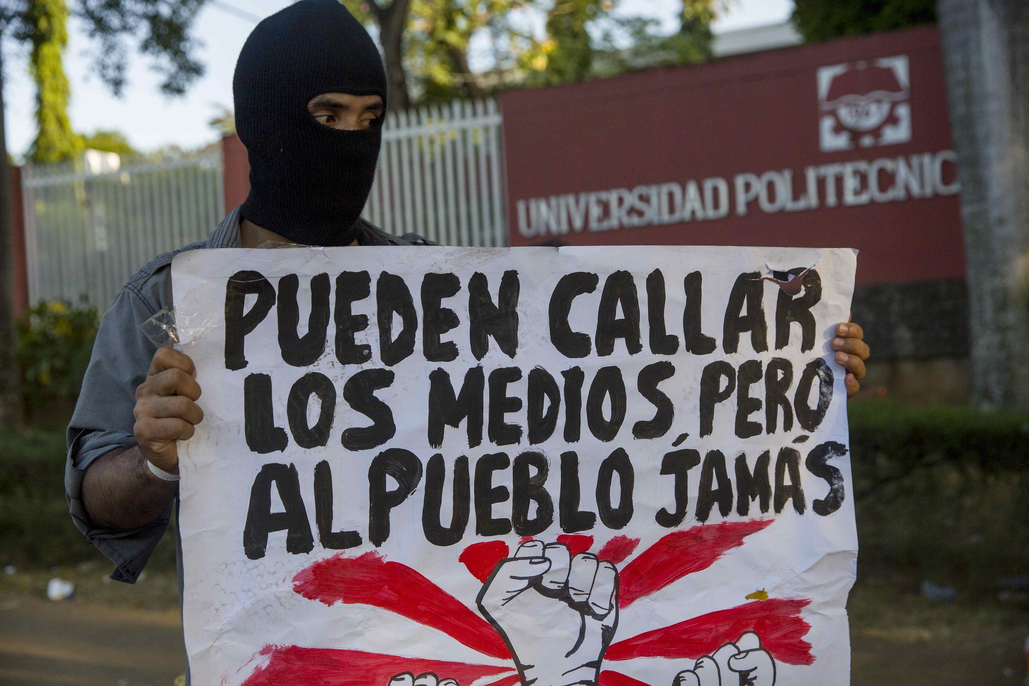 Estudiantes de la confiscada Upoli tienen semanas de no recibir clases por 