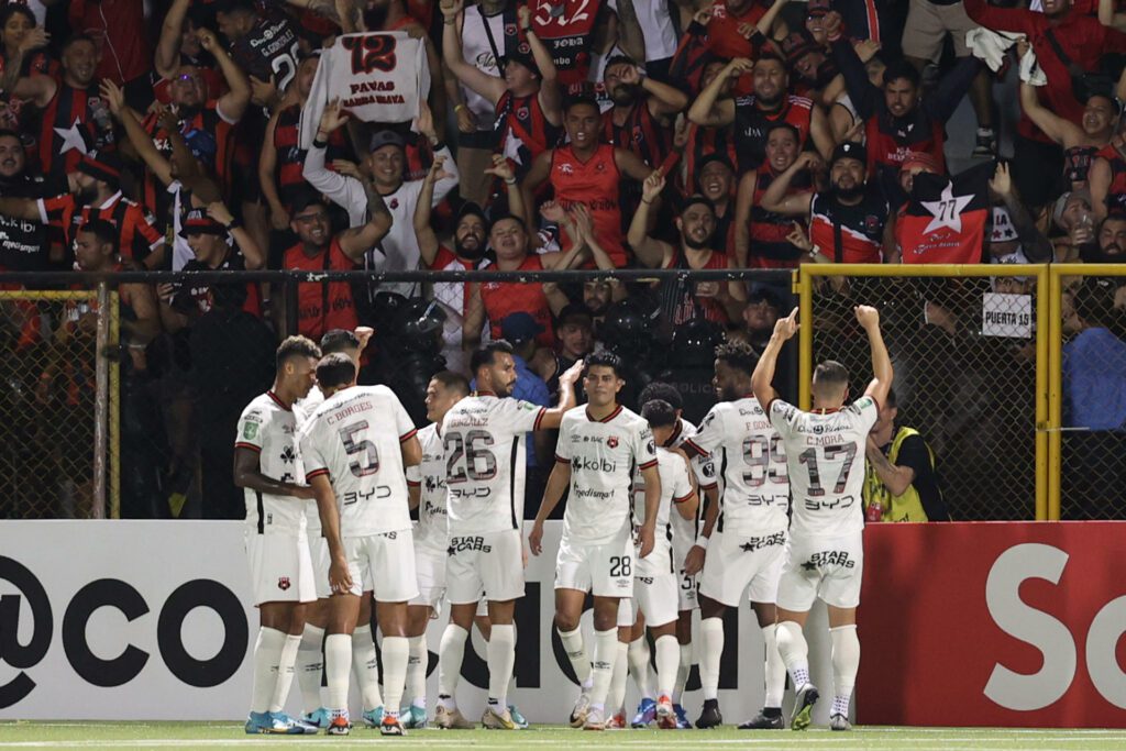 El Tren del Norte se descarrila ante la Liga Deportiva Alajuelense