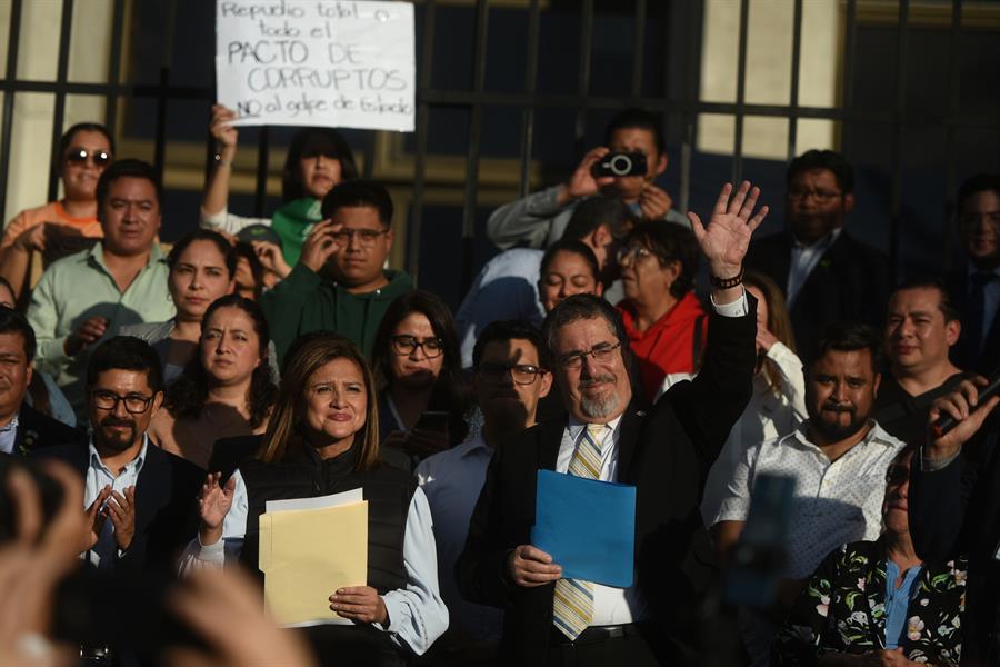 El incierto camino hacia la toma de posesión de Bernardo Arévalo en Guatemala 