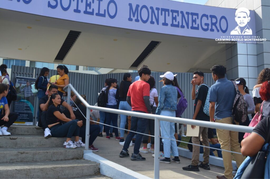 Casimiro Sotelo University's desperate search for students