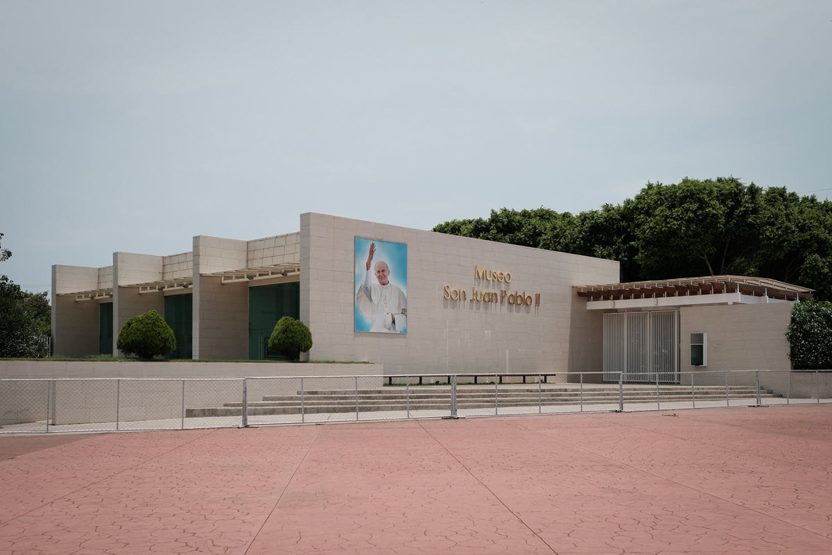 Corrupción y opacidad: de la millonaria construcción del Museo Juan Pablo II, a la turbia creación del Centro Cultural Tino López Guerra