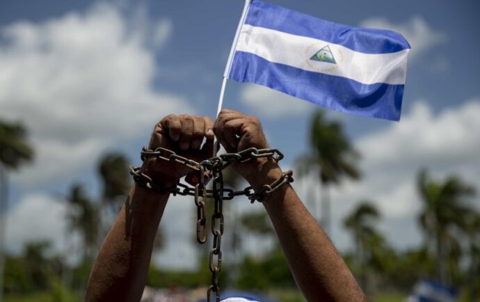 Sobre el “bloque de centro de derecha” de Monteverde o el maniqueísmo político