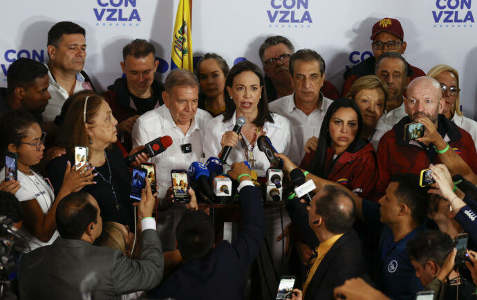 María Corina Machado dice que el “nuevo presidente electo” de Venezuela es Edmundo González Urrutia