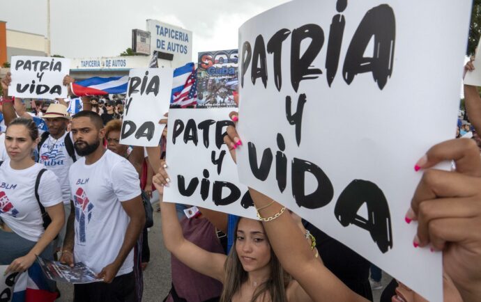 Un grito por la libertad: recordando las protestas del 11 de julio en Cuba