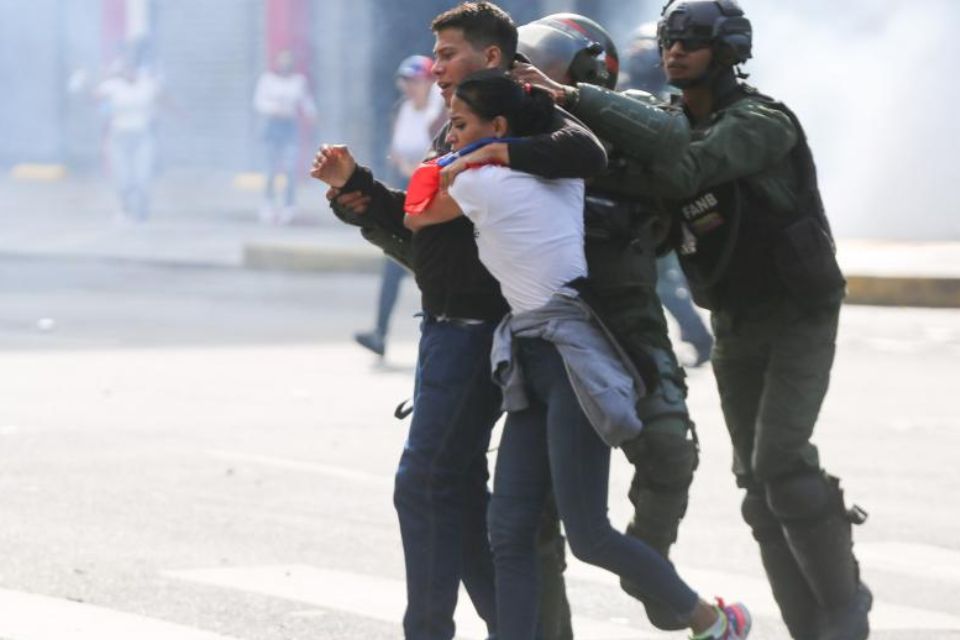 Amedrentamiento como en Venezuela no se veía en América Latina desde golpe de Pinochet