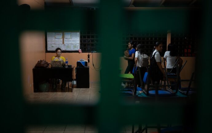 La presión sube en Costa Rica ante las políticas de recortes contra la educación