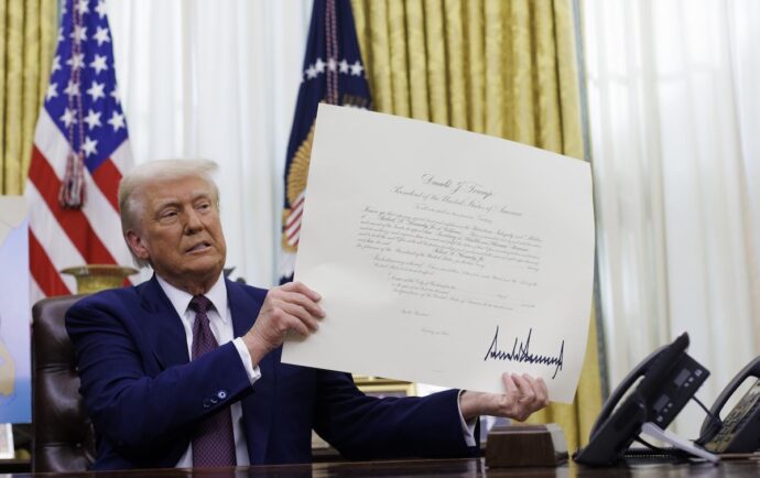 Make America Ghastly (Terrorífica) Again
