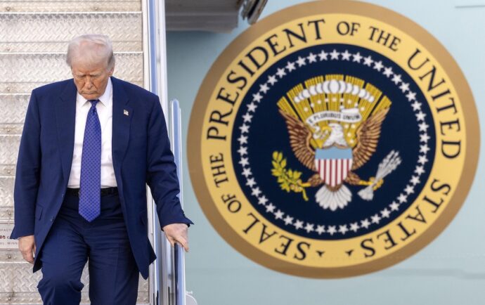 Jueza frena medidas de Donald Trump para revocar parol a migrantes de Nicaragua,  Cuba, Haití y Venezuela