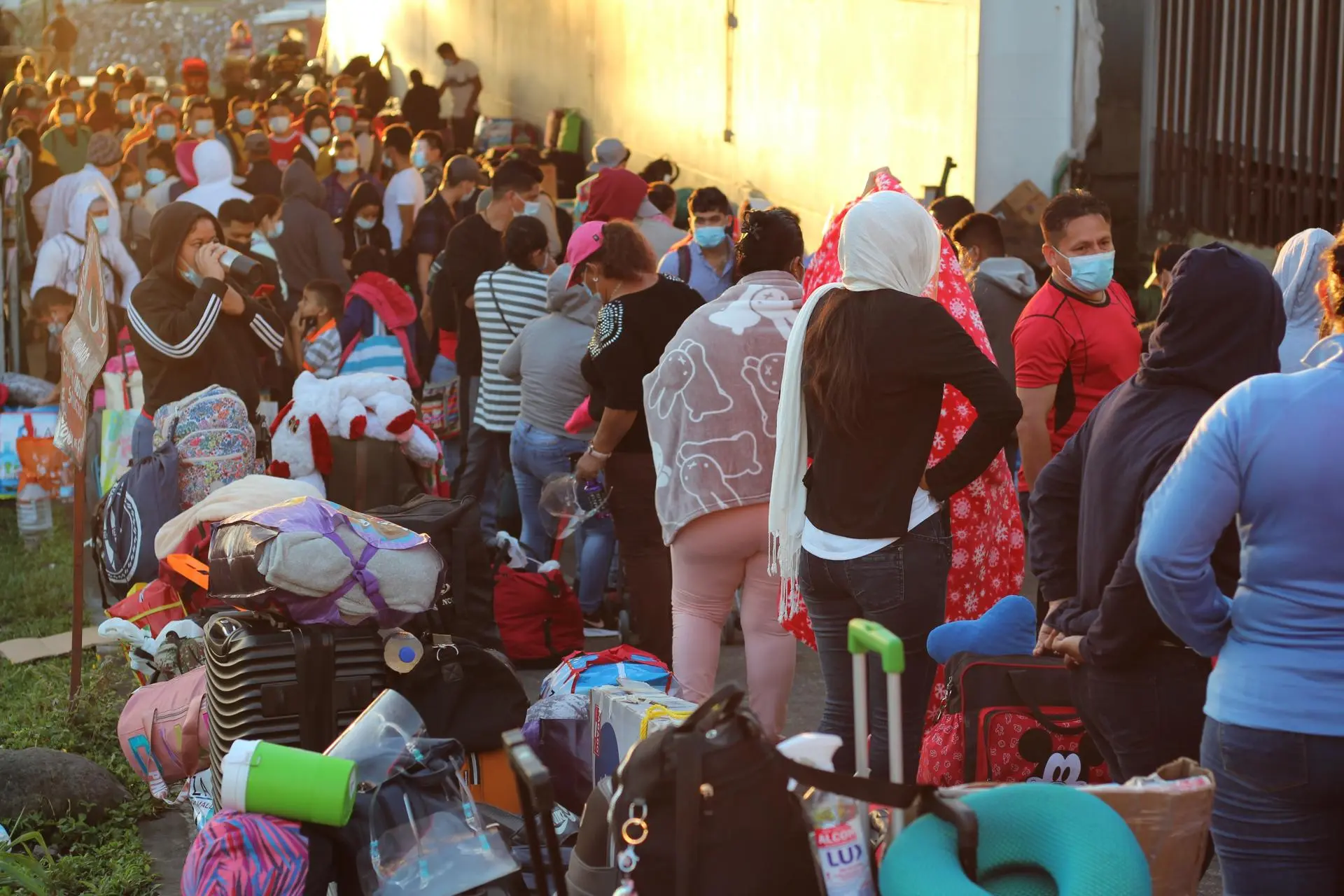 Costa Rica anticipa llegada de nicas deportados mientras cae el flujo migratorio desde Panamá