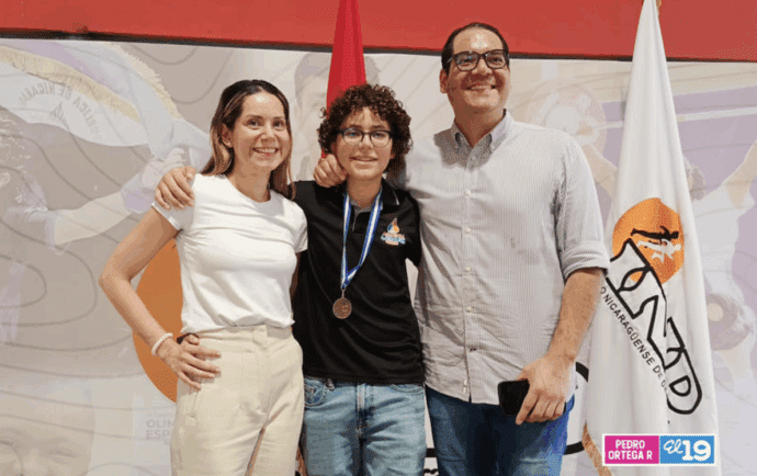 De dictador a maestro de ajedrez: la última fantasía propagandística de los Ortega-Murillo