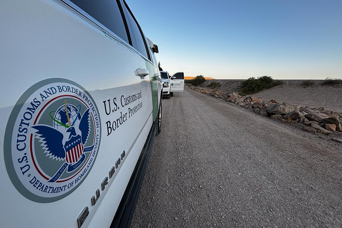 Viaje a la frontera blindada de Donald Trump: “¡No vengan…! o habrá consecuencias”