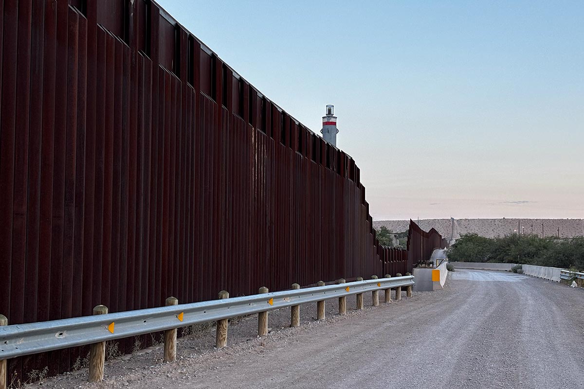 Viaje a la frontera blindada de Donald Trump: “¡No vengan…! o habrá consecuencias”