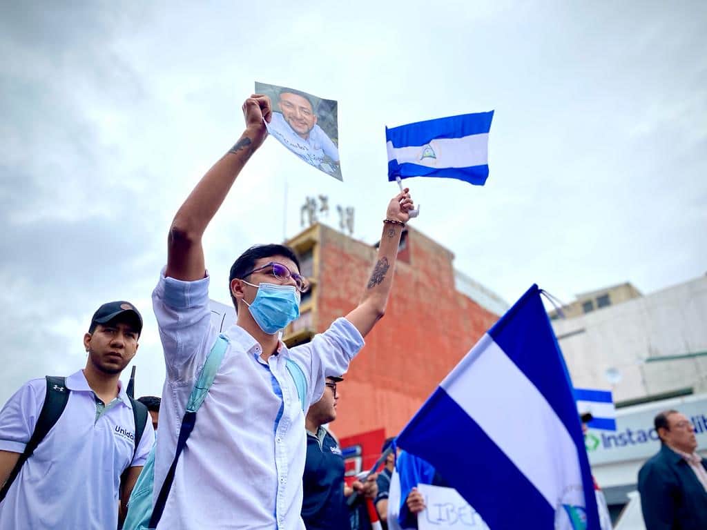 Carolina Herrera, sobre la prenda elegante que siempre lleva: “Cuando me  visto por las mañanas y no sé qué ponerme me hace sentir segura, combina  con todo”, image size:1024x768
