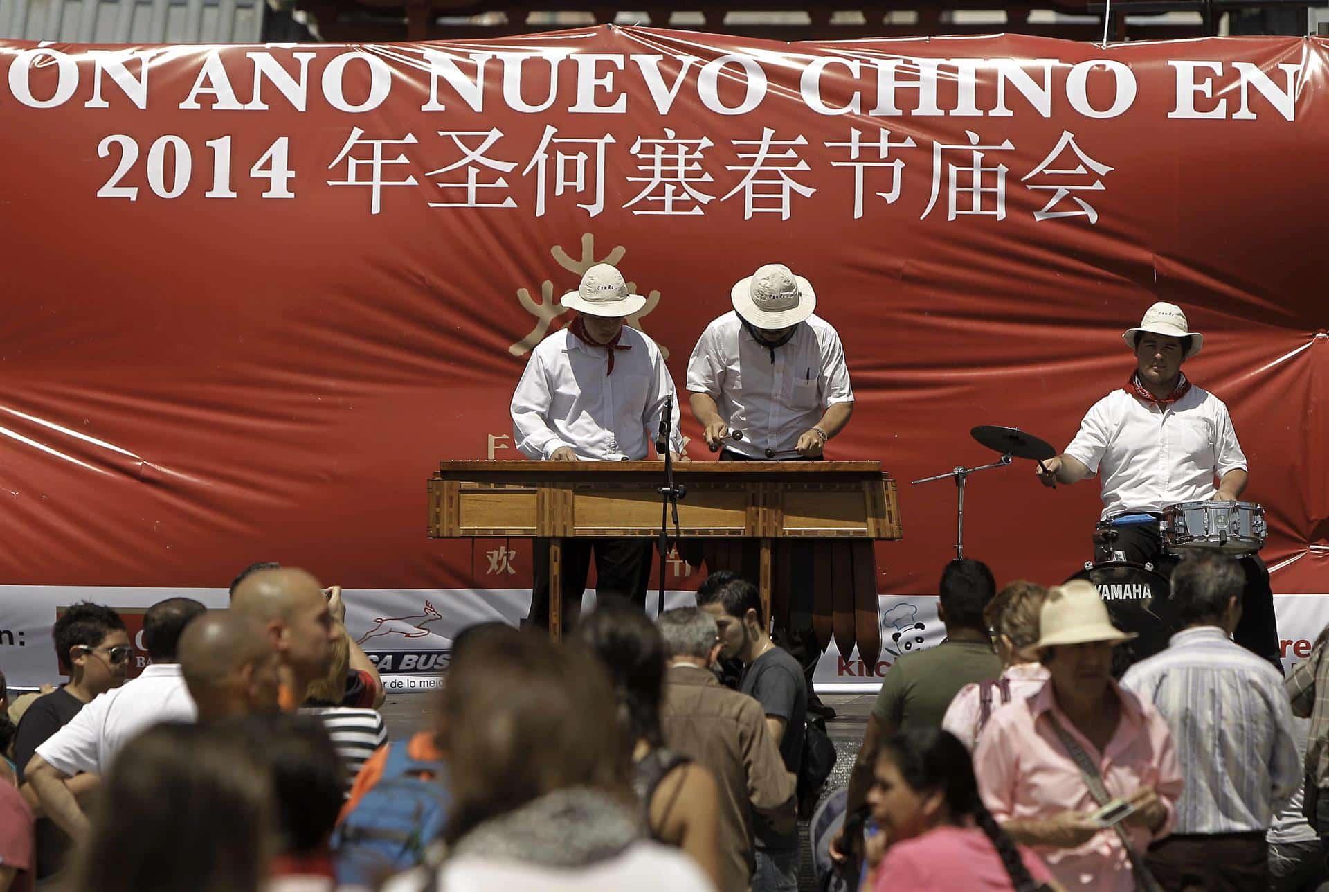 Costa Rica and China: A Frozen Smile