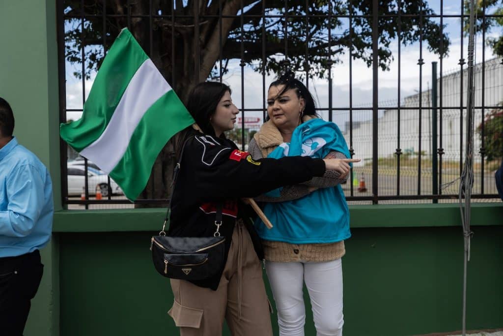 Costa Rica asiste a una votación empañada por una escalada inédita de confrontación política en su historia democrática