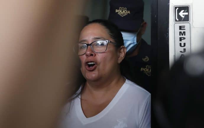 Ruth López está en peligro