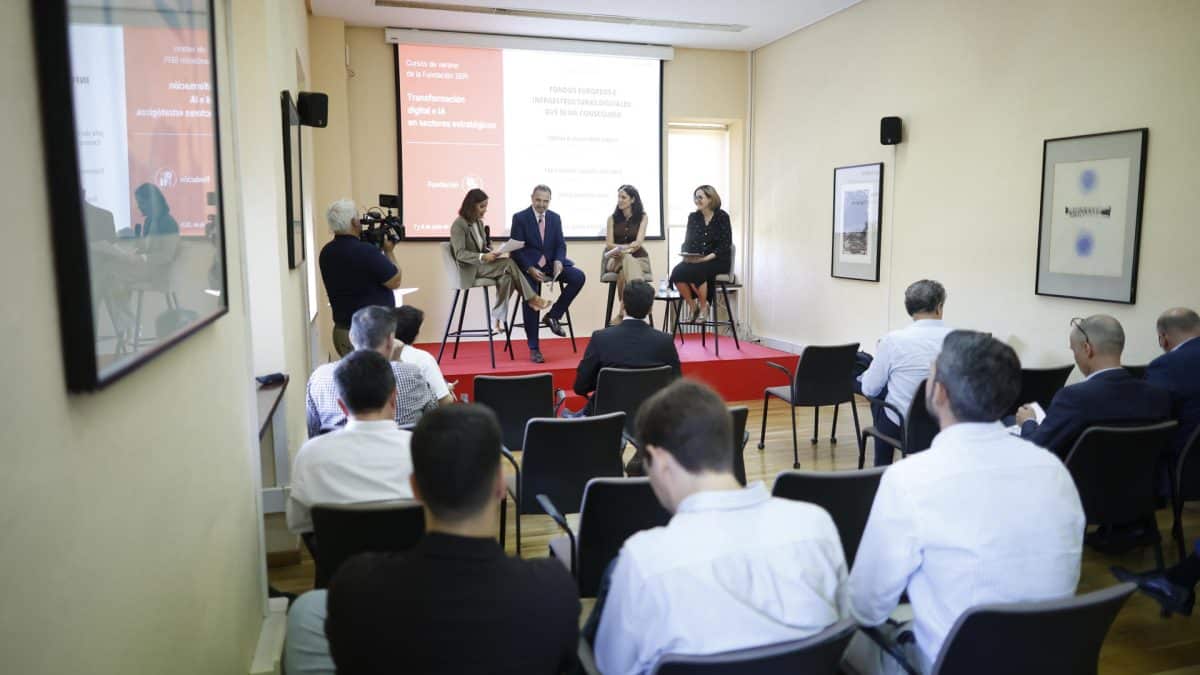 El sector público impulsa la IA con hackatones, universidad y alianzas con la UE y la ONU