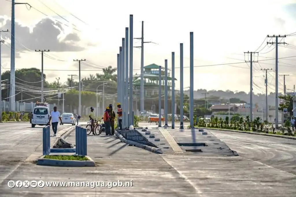 Pista Héroes y Mártires de Managua olvidó al peatón, su usuario de mayor riesgo