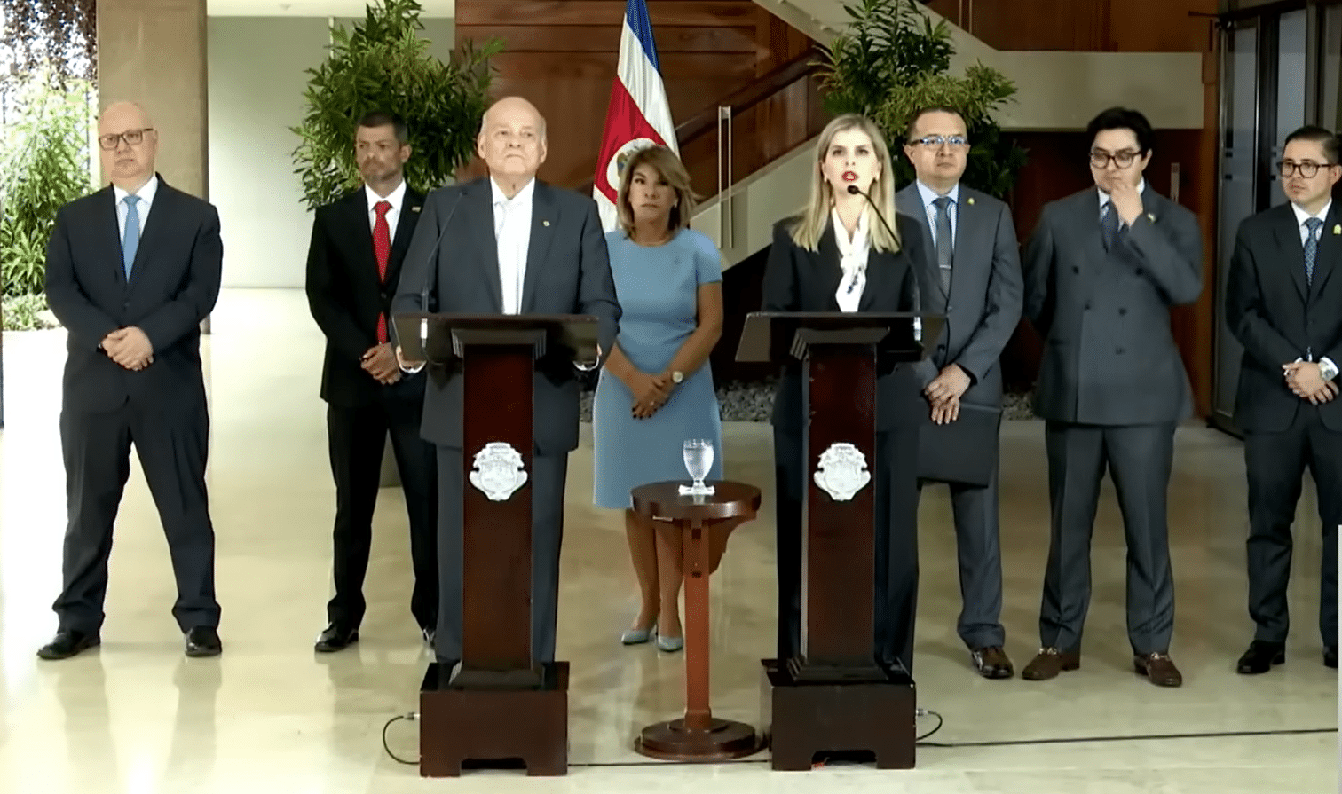 Ataques, recortes y disputas políticas en Costa Rica. ¿Qué hay detrás del enfrentamiento entre Laura Fernández y el Poder judicial?