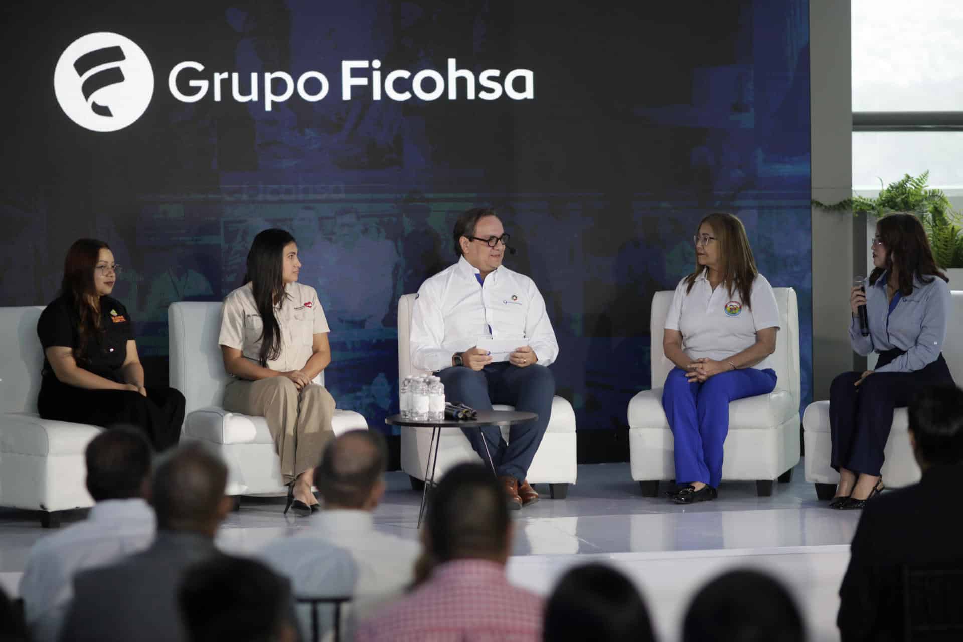Sector financiero debe mejorar transparencia y confianza en Centroamérica