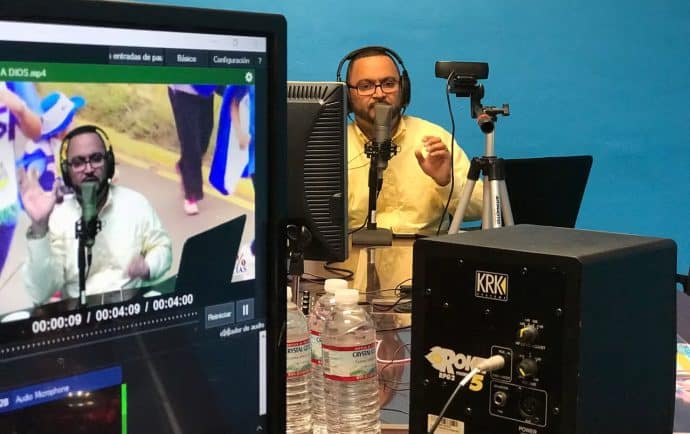 “ICE Detained Me”: The 15-Second Call in Which Journalist Luis Galeano Alerted His Wife From a Police Station in Florida